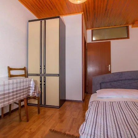 Apartment 5492a *